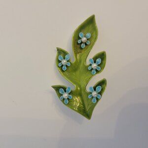 Vintage Mimi Do Green Leaf Brooch With Blue Flowers & Pearls